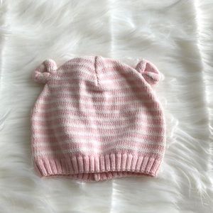 🎉Host Pick🎉OshKosh B’gosh Striped Bear Beanie